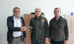 Otobüste unutulan içinde 600 bin liralık altın ve bir miktar para olan çanta sahibine ulaştırıldı