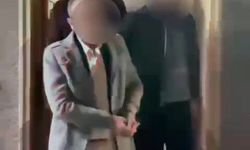 Polis tarafından aranırken, sağlıksız ortamda diplomasız diş tedavisi yaparken yakalandı