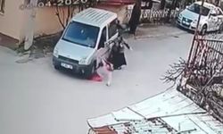 Tartıştığı eşine aracıyla çarpıp ayaklarını ezdi; o anlar kamerada