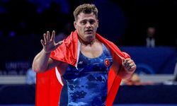 Rıza Kayaalp'ten Arnavutluk'ta tarihi şampiyonluk