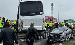 İstanbul'da polis servis aracının karıştığı kazada yaralanan polis memuru şehit oldu