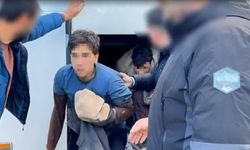 Yolcu otobüsünün bagajında 53 kaçak göçmen yakalandı: 6 tutuklama