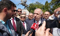 Özdağ: Atatürk'ün Türk gençliğine bıraktığı emaneti kararlılıkla savunmaya devam edeceğiz