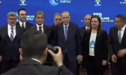 Burcu Köksal AK Parti’ye katıldı: Rozetini Erdoğan taktı