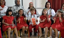 Anneler Günü hediyesi olarak çocuklarıyla aynı ritimde buluştular