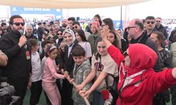 Bakan Göktaş, Etnospor Kültür Festivali'ni ziyaret etti