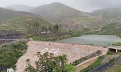 Doç. Dr. Ceyhun Özçelik’ten dolu barajlar için taşkın uyarısı