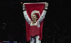 Elif Sude Akgül, Avrupa Tekvando Şampiyonası'nda altın madalya kazandı