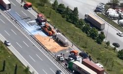 TEM Otoyolu'nda 3 aracın karıştığı kaza; metrelerce araç kuyruğu oluştu