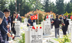 Hava şehitleri Edirnekapı'da anıldı