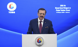 TOBB Başkanı Hisarcıklıoğlu, Hizmet Şeref Belgesi ve Plaket Takdim Töreni'nde konuştu