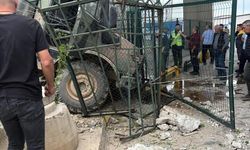 Hamzabeyli Sınır Kapısı'nda askeri araç duvara çarptı; 2 asker yaralı