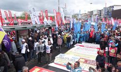 Özgür Özel Kadıköy'de 1 Mayıs kutlamalarına katıldı