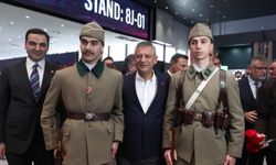 Özgür Özel, SAHA EXPO 2026'yı ziyaret etti