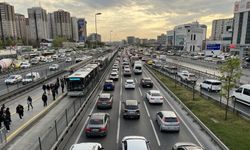 İstanbul'da akşam saatlerinde trafik yoğunluğu yüzde 80'e çıktı