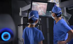 20 milyon hasta robotlarla ameliyat oldu