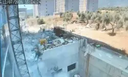 Çalıştığı inşaatta iskeleden düşen işçi ağır yaralandı