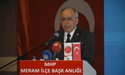 MHP Genel Başkan Yardımcısı Mustafa Kalaycı, partisinin Meram İlçe Başkanlığı Kongresi'nde konuştu