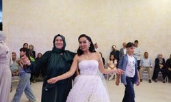 Avustralyalı gelin, polis nişanlısıyla Aksaray'da evlendi