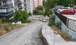 Ankara'da araçların çıkmakta zorlandığı yokuş ilgi görüyor
