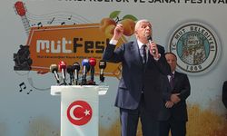"Rekabetin sonuçlandırılacağı yer milletin iradesini içine koyacağı seçim sandığı olmalıdır"