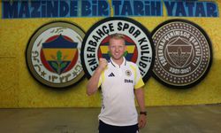 Dirk Kuyt, Fenerbahçe’ye yardımcı antrenör olarak geri döndü