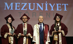 Ankara Hacı Bayram Veli Üniversitesinde mezuniyet töreni düzenlendi