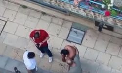 Husumetlilerine benzettiği 2 kişiyi bıçakladı; yoldan geçenler müdahale etti
