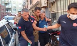 Manisa’da çıkan yangında 3 itfaiye eri yaralandı, 4 kedi öldü