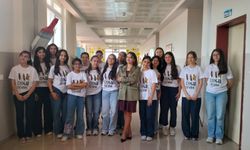 Ortaokul öğrencileri atık malzemeleri sanat eserine dönüştürdü