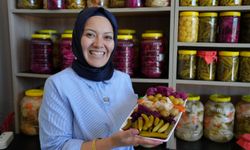 Annesinden öğrendiği turşu yapmayı mesleğe dönüştürdü
