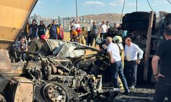 Ankara'da yol çalışmasında iki hafriyat kamyonu çarpıştı: 2 ölü