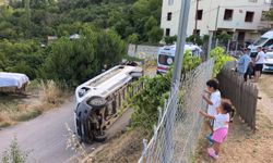 Bursa’da tarım işçilerini taşıyan minibüs devrildi: 7 yaralı