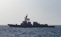 CENTCOM: Ablukayı ihlal etmeye çalışan 2 ticari gemi geri çevrildi