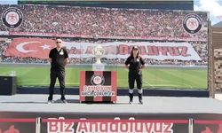 Çorum FK'nın şampiyonluk kupası kentte sergileniyor