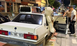 Pelüş ayı ile turlayan ehliyetsiz sürücüye ceza