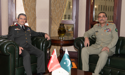 Genelkurmay Başkanı Orgeneral Bayraktaroğlu, Pakistan Savunma Kuvvetleri Komutanı Munir ile görüştü