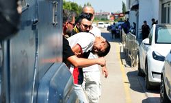 Husumetlisine tabancayla ateş açıp, kaldırımdaki yayayı öldüren şüpheli tutuklandı
