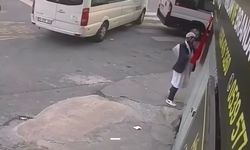 Türk bayrağını sökerek yere atan şüpheli yakalandı: Arada sırada kendimi kaybediyorum
