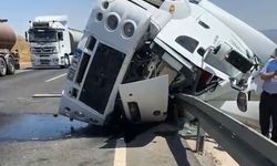Şırnak'ta devrilen tankerin şoförü öldü