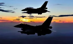 NATO: Romanya hava sahasının ihlaline müdahale eden uçaklar NATO komutası altında görev yaptı