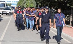 2 kişiyi kaçırıp darbettikten sonra 3 milyon lira haraç alan 7 şüpheli tutuklandı