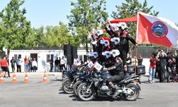 Ankara'da eğitimlerini tamamlayan 67 yunus polisi mezun oldu
