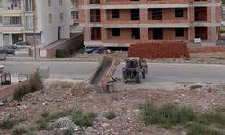 Arsaya döktüğü atıklar kendisine temizlettirilip para cezası uygulandı
