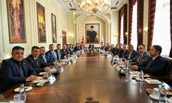 Bakan Gürlek, Nevşehir heyeti ile bir araya geldi