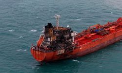 Dron saldırısı sonrası sürüklenip, Samsun’da karaya oturan tanker, römorkörle alınacak