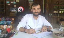 Kaligrafi sanatını el emeğiyle yaşatıyor