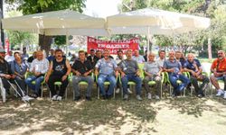 Özlük hakları için açlık grevine başladılar