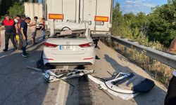 Tokat'ta TIR'a arkadan çarpan otomobil sürücüsü öldü