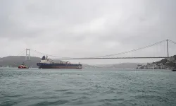 İstanbul Boğazı'nda gemi trafiği çift yönlü askıya alındı